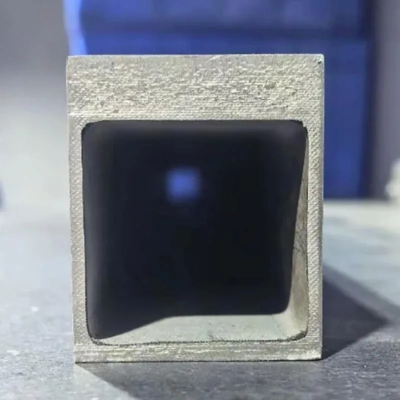 Inconel 718 Wytłaczana na gorąco rura kwadratowa